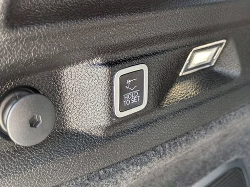 Used 2024 Jeep Grand Cherokee L Summit w/ Advanced Protech Group IV AWD/4WD image 32