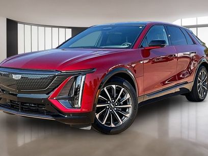 New 2027 Cadillac Optiq Sport w/ LPO, Floor Liner Package