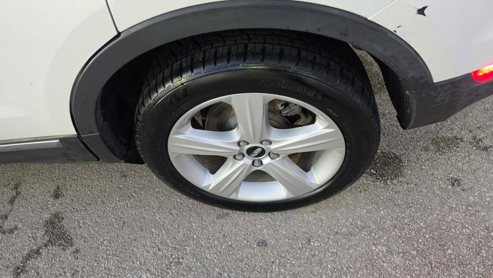 Used 2016 Lincoln MKC Premiere FWD image 32