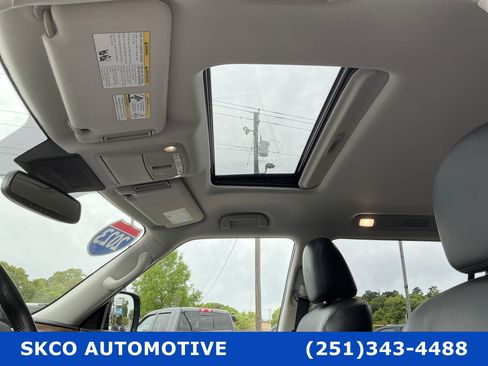 Used 2023 Nissan Armada SL image 26