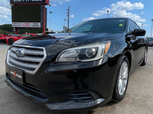 Used 2017 Subaru Legacy 2.5i Premium image 4