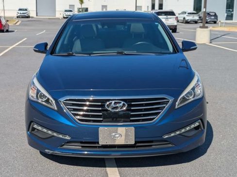 Used 2015 Hyundai Sonata Limited w/ Option Group 06 FWD image 9