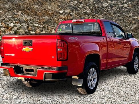 Used 2016 Chevrolet Colorado LT w/ LT Convenience Package image 2