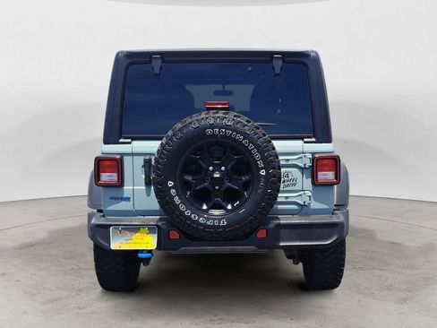 Used 2023 Jeep Wrangler Unlimited w/ Cold Weather Group AWD/4WD image 4