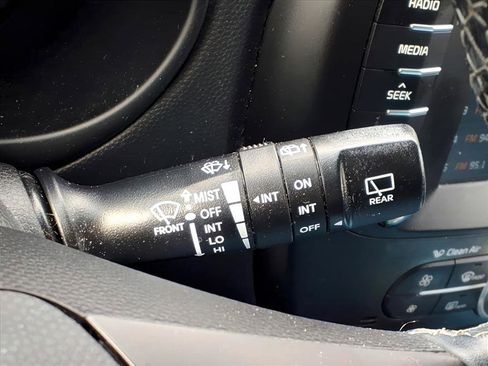 Used 2018 Kia Soul + image 23