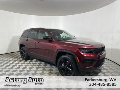 New 2025 Jeep Grand Cherokee Laredo