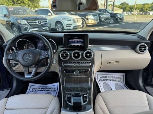 Used 2015 Mercedes-Benz C 300 4MATIC Sedan image 38