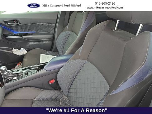 Used 2020 Toyota C-HR XLE FWD image 8