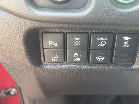 Used 2025 Honda Ridgeline Black Edition image 27