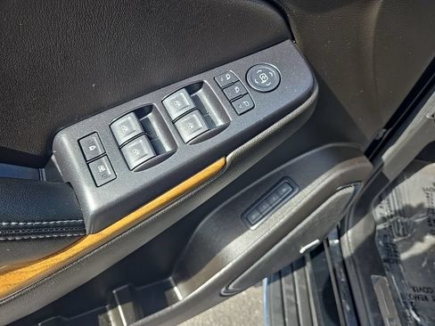 Used 2020 GMC Yukon Denali AWD/4WD image 10