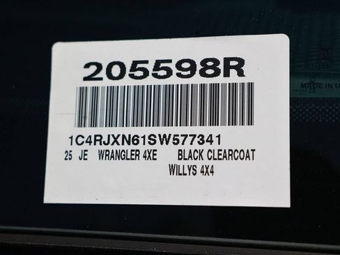 Used 2025 Jeep Wrangler Unlimited Sport S 4xe AWD/4WD image 40