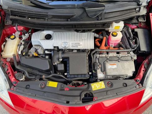 Used 2012 Toyota Prius Three image 23