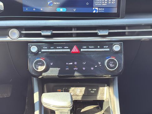 Certified 2025 Hyundai Tucson SEL FWD image 21