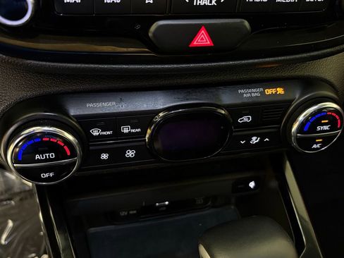 Used 2023 Kia Soul GT-Line FWD image 27