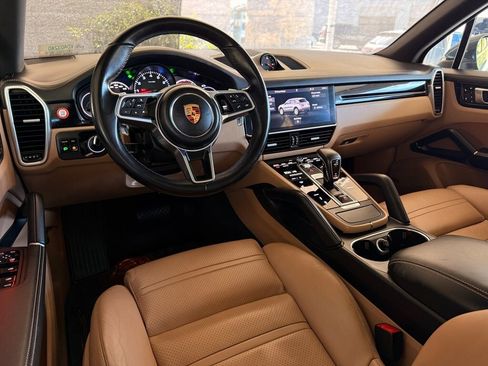 Used 2019 Porsche Cayenne image 13