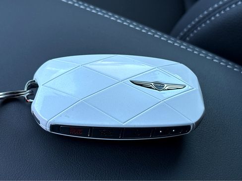 New 2026 Genesis GV70 2.5T image 37