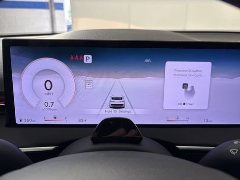 New 2026 Genesis GV70 2.5T AWD/4WD image 10