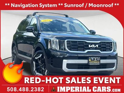 Used 2024 Kia Telluride S w/ S Sunroof Package