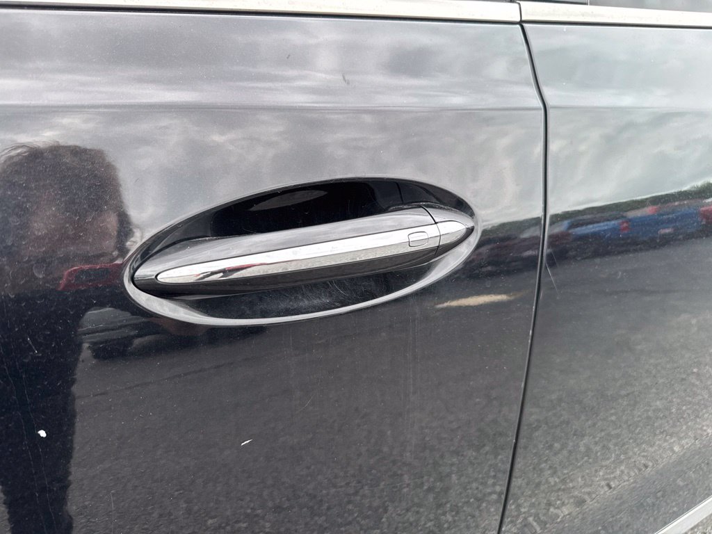Used 2023 Buick Enclave Essence FWD image 40