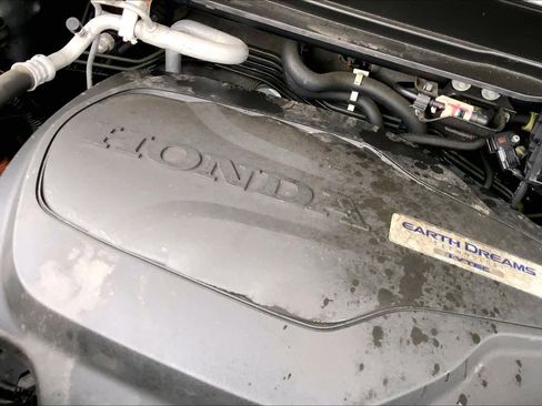 Used 2017 Honda Pilot Touring image 33