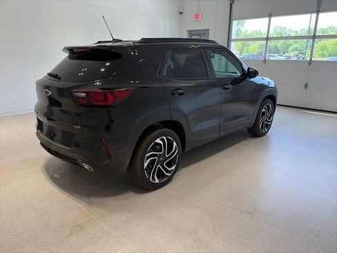 New 2026 Chevrolet TrailBlazer RS w/ Convenience Package FWD image 6