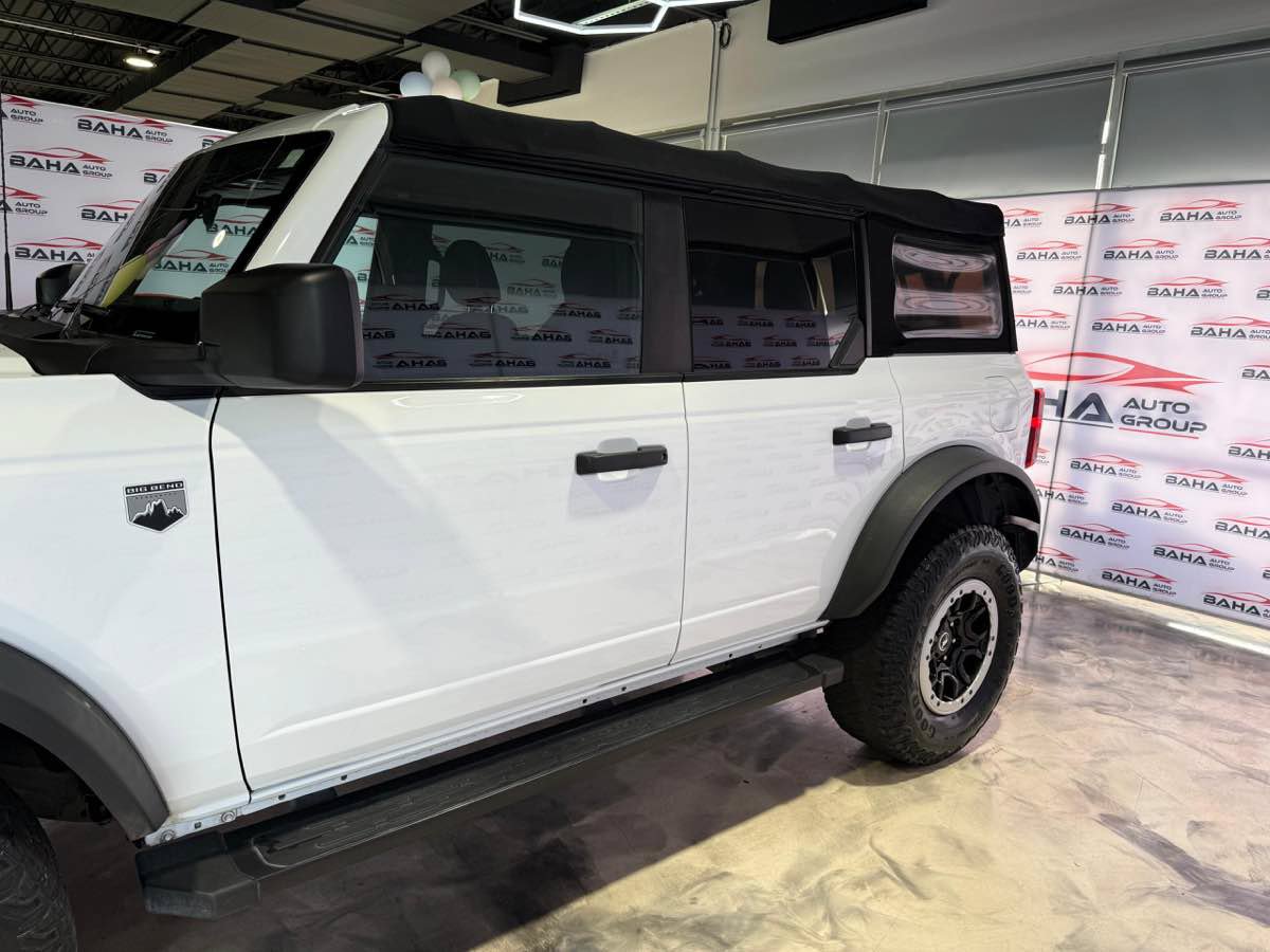 Used 2022 Ford Bronco Big Bend w/ Sasquatch Package AWD/4WD image 6