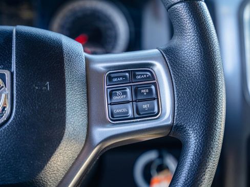 Used 2024 RAM 1500 Classic SLT image 27