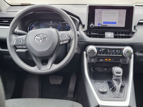 Certified 2024 Toyota RAV4 XLE image 18