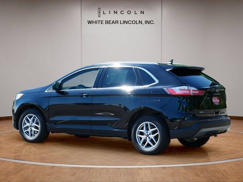 Used 2024 Ford Edge SEL w/ Convenience Package AWD/4WD image 7