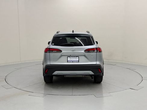 Used 2026 Toyota Corolla Cross XLE w/ Convenience Package image 4