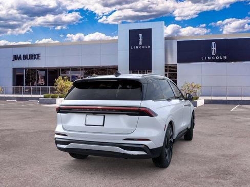New 2026 Lincoln Nautilus Reserve w/ Jet Appearance Package AWD/4WD image 8
