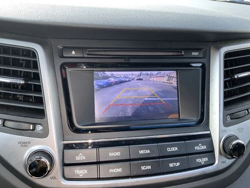 Used 2018 Hyundai Tucson SE FWD image 19