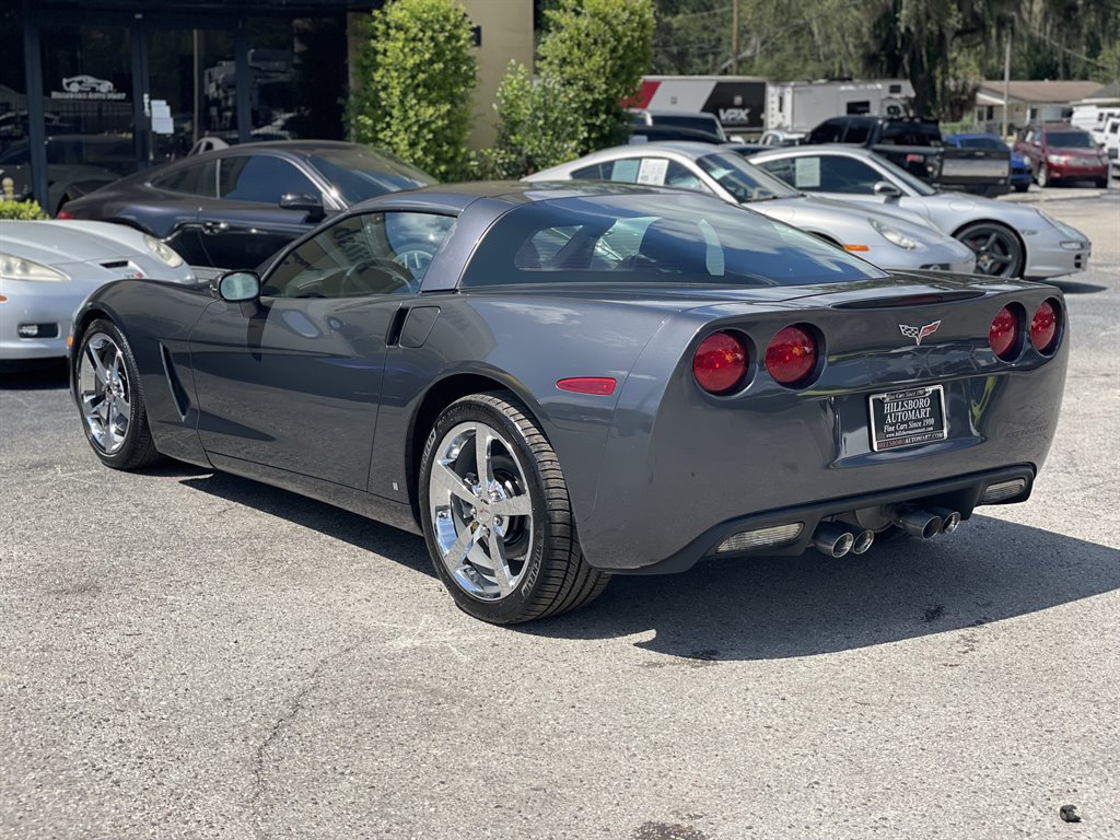 Used 2009 Chevrolet Corvette Coupe w/ Preferred Equipment Group RWD image 21