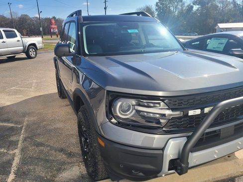 New 2025 Ford Bronco Sport Outer Banks w/ Sasquatch Outer Banks Package image 2