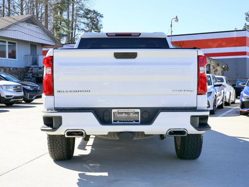 Used 2020 Chevrolet Silverado 1500 Custom w/ Custom Value Package image 5