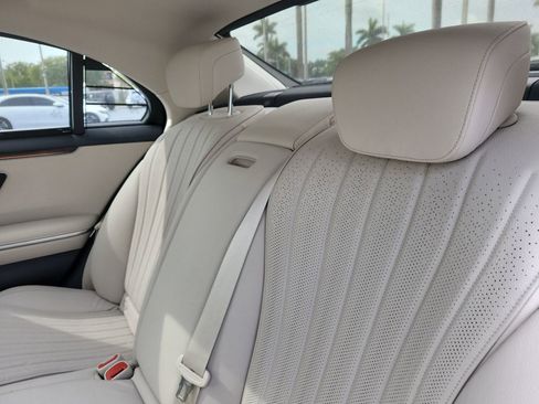 Certified 2022 Mercedes-Benz S 500 4MATIC image 13