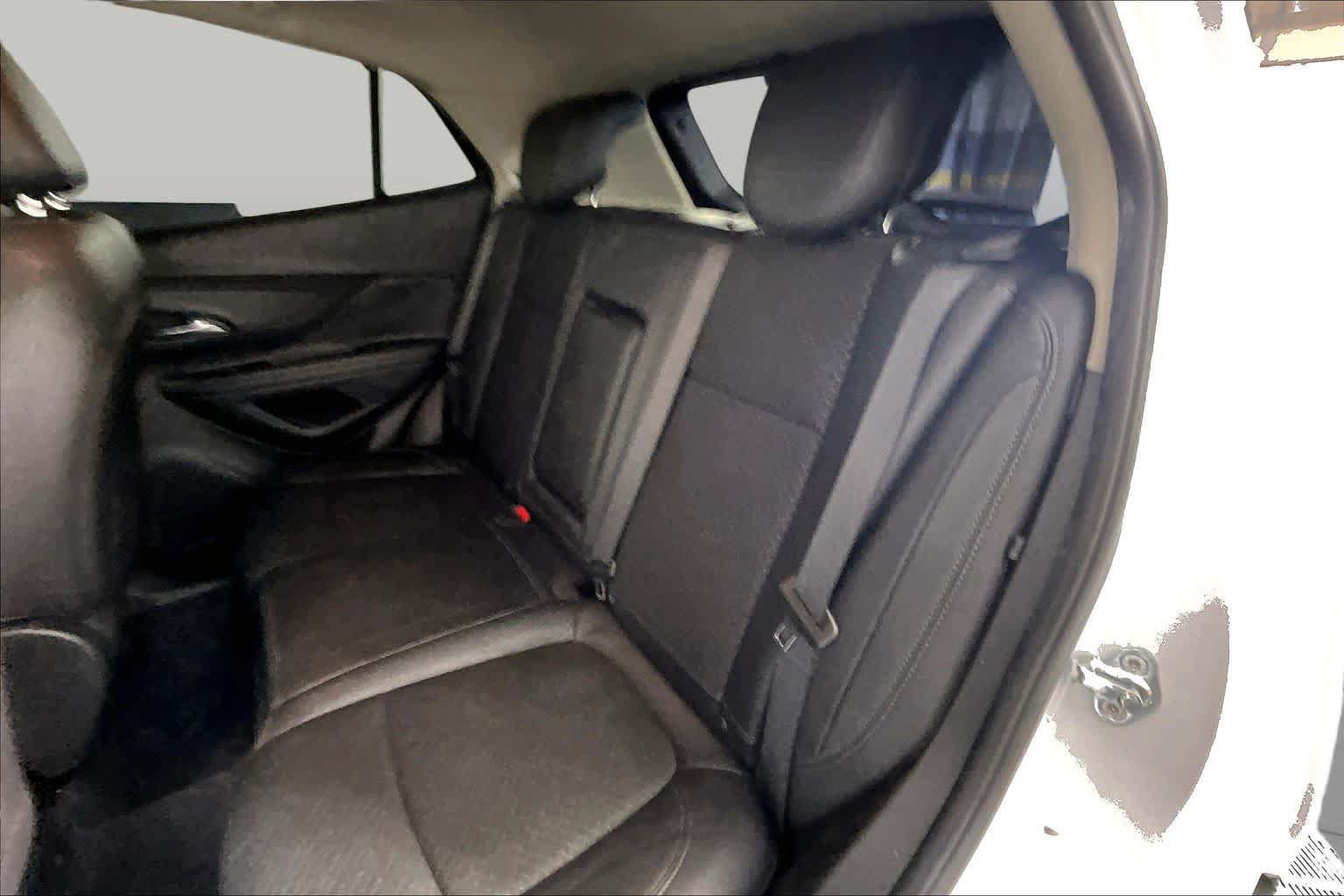 Used 2020 Buick Encore FWD image 18