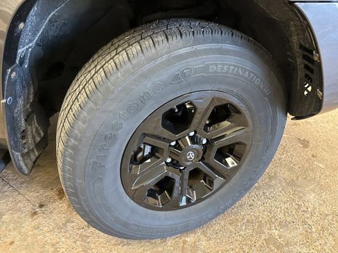 Used 2019 Toyota 4Runner SR5 Premium AWD/4WD image 14