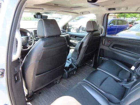 Used 2023 Honda Odyssey Elite image 15