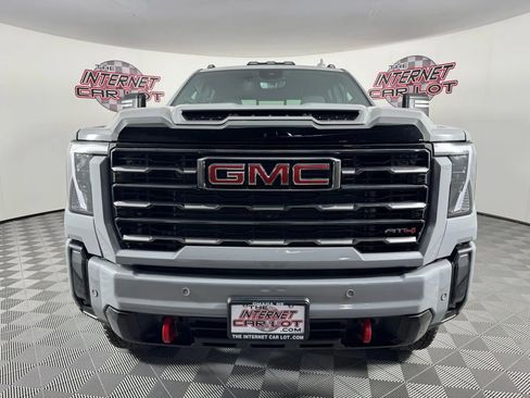 Used 2024 GMC Sierra 3500 AT4 w/ AT4 Premium Plus Package image 2