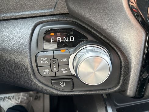 Used 2025 RAM 1500 Laramie w/ Sport Appearance Package AWD/4WD image 23