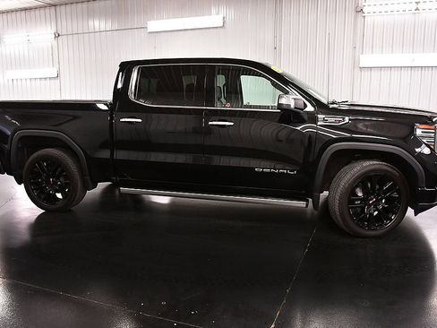 Used 2024 GMC Sierra 1500 Denali w/ Denali Reserve Package AWD/4WD image 8
