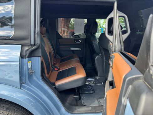 Used 2023 Ford Bronco Outer Banks AWD/4WD image 15