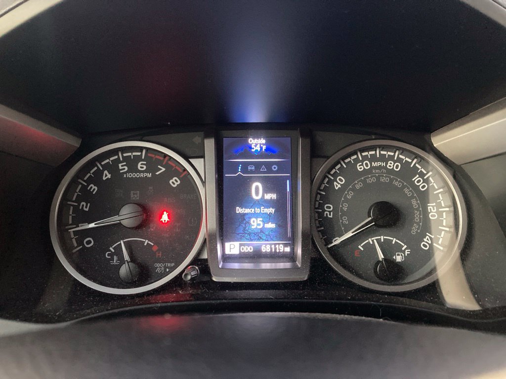 Used 2021 Toyota Tacoma SR5 RWD image 16