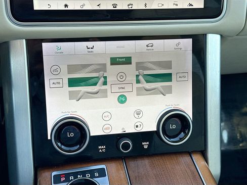 Used 2022 Land Rover Range Rover Westminster Edition image 32