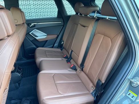 Certified 2025 Audi Q3 2.0T Premium w/ Convenience Package image 11