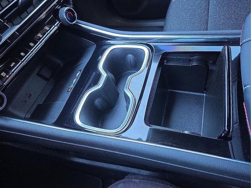 Used 2024 Chevrolet Traverse Z71 image 21