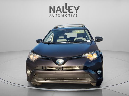 Certified 2018 Toyota RAV4 XLE image 9