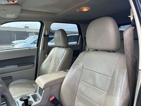 Used 2010 Ford Escape XLT FWD image 20