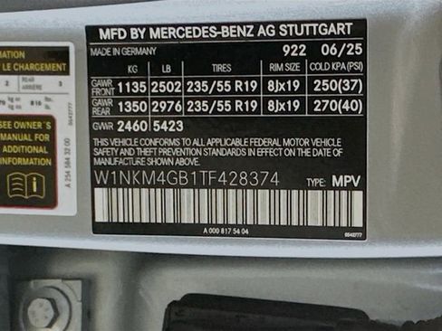 Certified 2026 Mercedes-Benz GLC 300 image 31